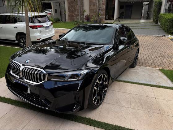 BMW 320i 2.0 16V TURBO FLEX M SPORT AUTOMÁTICO BMW 320i 2.0 16V TURBO FLEX M SPORT AUTOMÁTICO